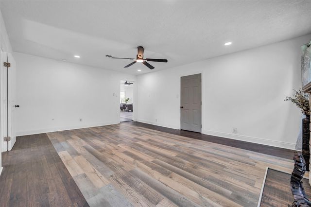 4011 Markley Street, Houston, TX 77087