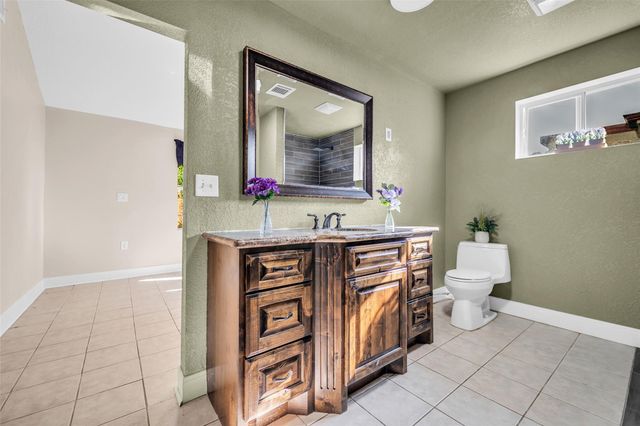 4011 Markley Street, Houston, TX 77087