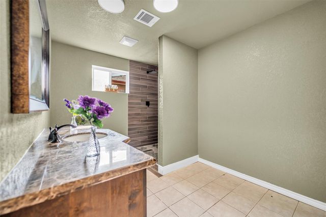 4011 Markley Street, Houston, TX 77087