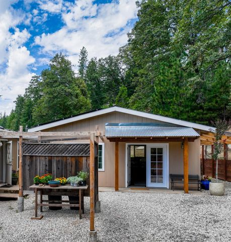 15264 Airport Rd, Nevada City, CA 95959