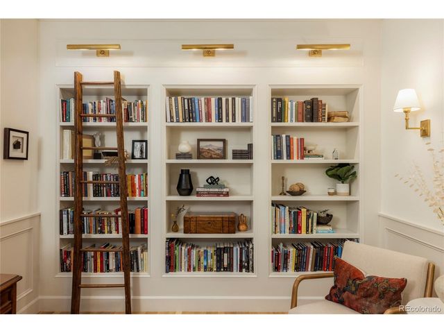 22184 Forest Hills Dr, Golden, CO 80401