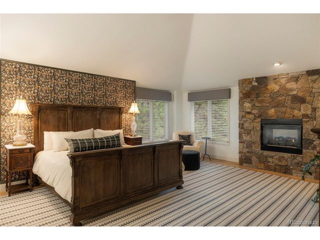 22184 Forest Hills Dr, Golden, CO 80401
