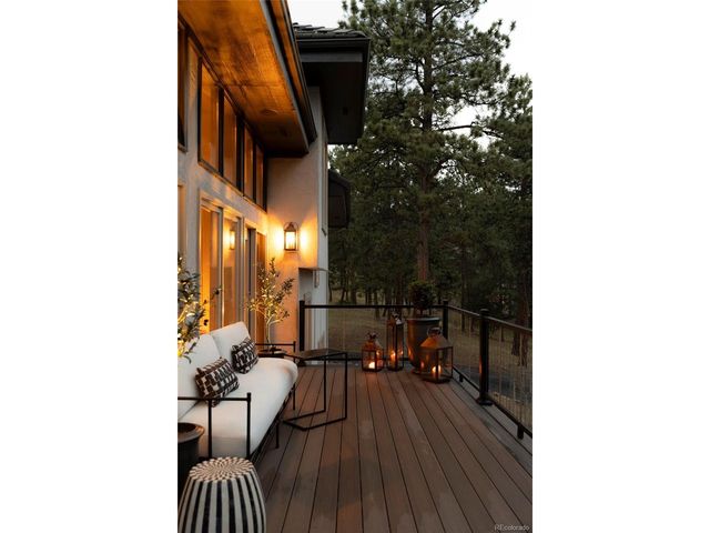 22184 Forest Hills Dr, Golden, CO 80401
