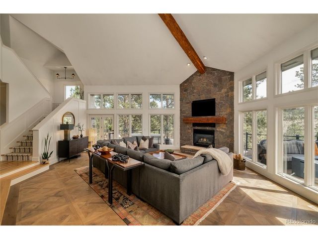 22184 Forest Hills Dr, Golden, CO 80401