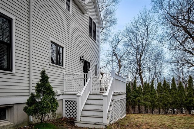 106 Danforth St, Framingham, MA 01701