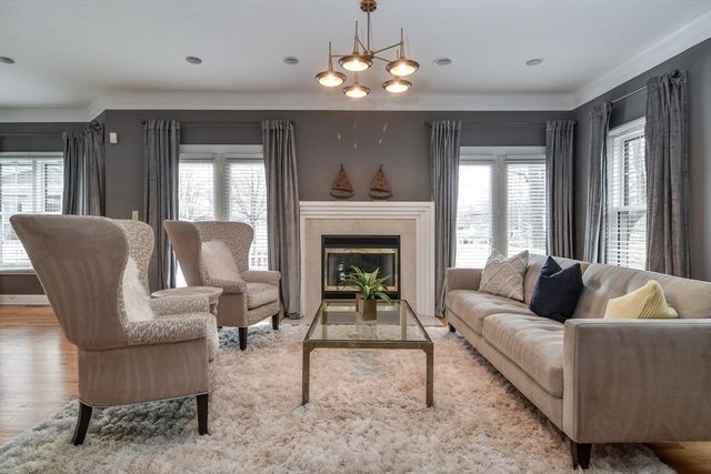 106 Danforth St, Framingham, MA 01701