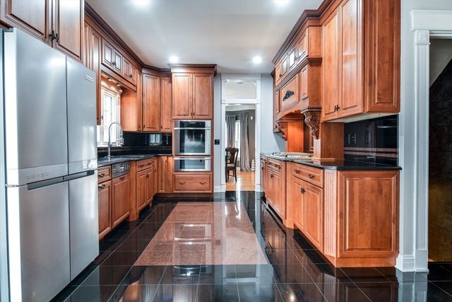 106 Danforth St, Framingham, MA 01701