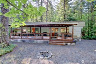 90 4 Christmas Tree Circle, Deming, WA 98244
