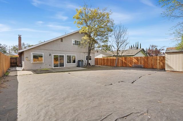 1448 Klamath River Dr, Rancho Cordova, CA 95670