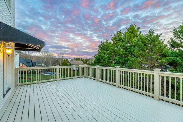 9329 Windrose Circle, Chattanooga, TN 37421