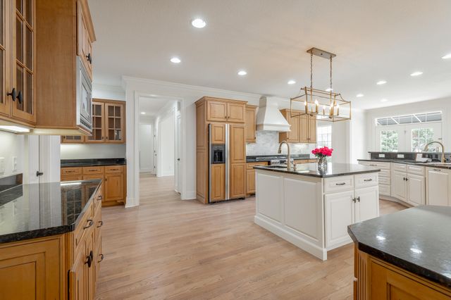 9329 Windrose Circle, Chattanooga, TN 37421