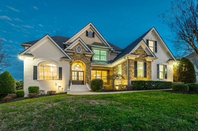 9329 Windrose Circle, Chattanooga, TN 37421