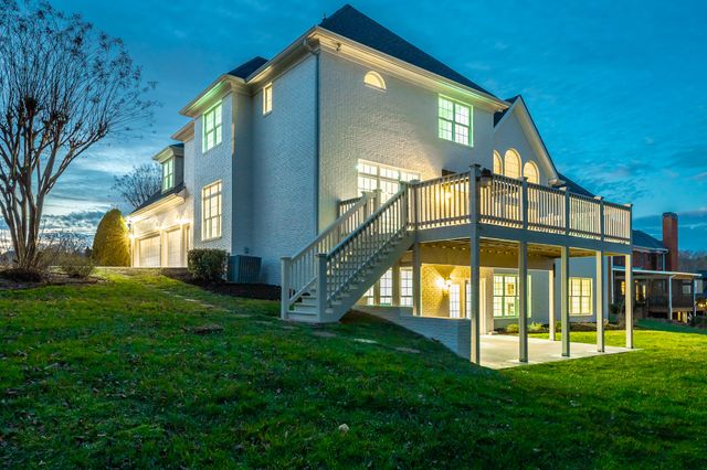 9329 Windrose Circle, Chattanooga, TN 37421