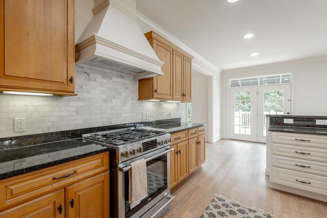 9329 Windrose Circle, Chattanooga, TN 37421