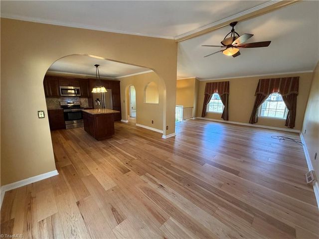 213 Hillcrest Drive, King, NC 27021