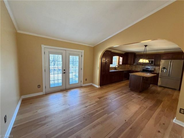 213 Hillcrest Drive, King, NC 27021