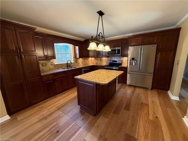 213 Hillcrest Drive, King, NC 27021