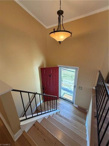 213 Hillcrest Drive, King, NC 27021