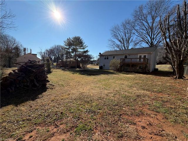 213 Hillcrest Drive, King, NC 27021