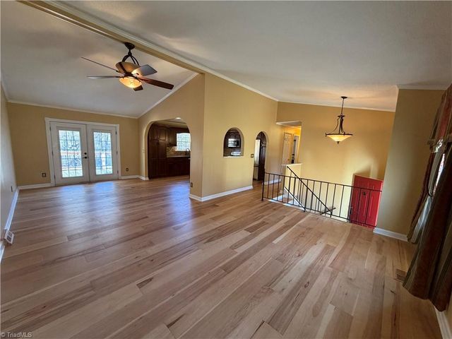 213 Hillcrest Drive, King, NC 27021