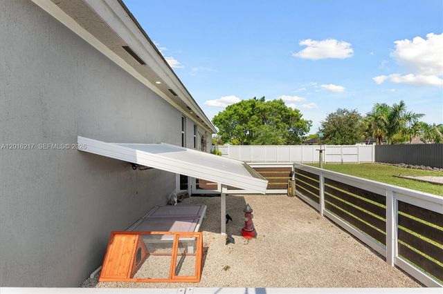 30630 SW 190th Ave, Homestead, FL 33030