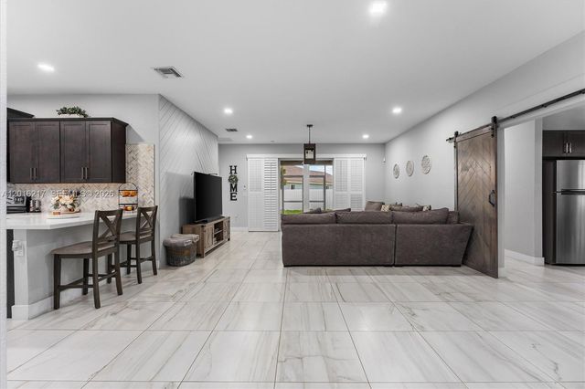 30630 SW 190th Ave, Homestead, FL 33030