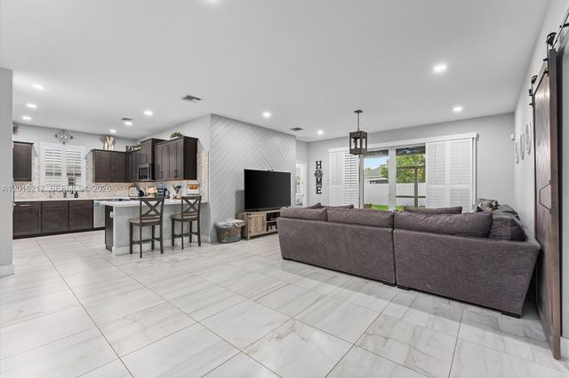 30630 SW 190th Ave, Homestead, FL 33030