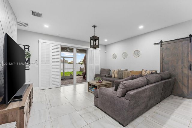 30630 SW 190th Ave, Homestead, FL 33030