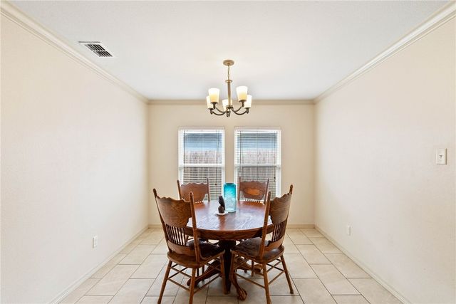 1533 Oak Hill Dr, Corpus Christi, TX 78418