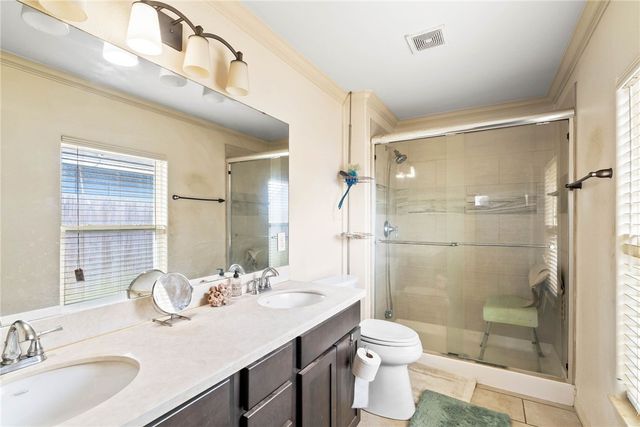 1533 Oak Hill Dr, Corpus Christi, TX 78418