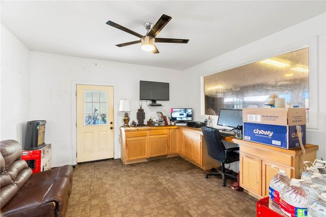 1533 Oak Hill Dr, Corpus Christi, TX 78418