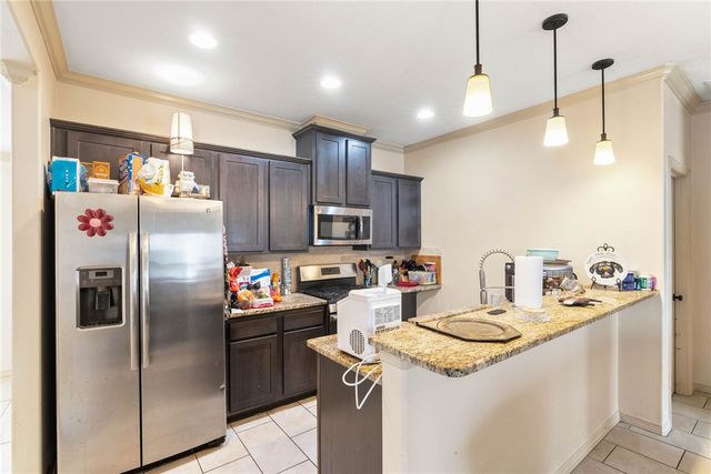 1533 Oak Hill Dr, Corpus Christi, TX 78418