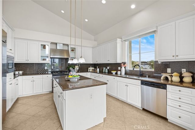 13031 Villosa Place 437, Playa Vista, CA 90094