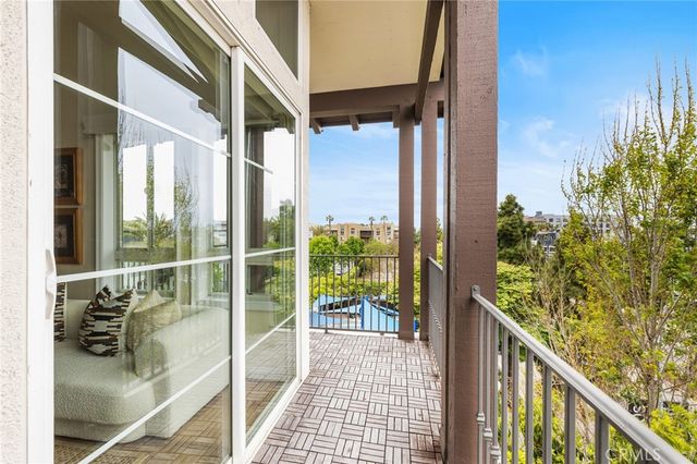 13031 Villosa Place 437, Playa Vista, CA 90094