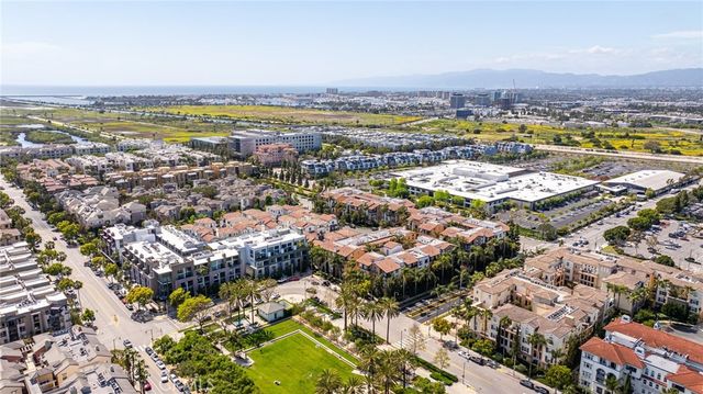 13031 Villosa Place 437, Playa Vista, CA 90094