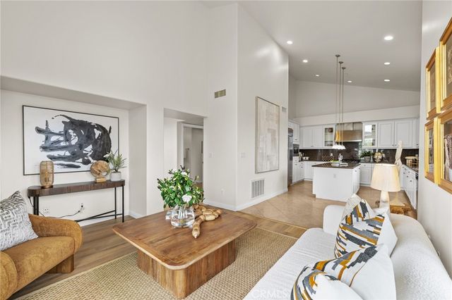 13031 Villosa Place 437, Playa Vista, CA 90094