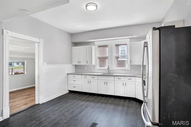 7513 W Main Street, Belleville, IL 62223