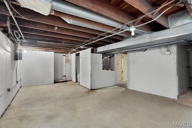 7513 W Main Street, Belleville, IL 62223