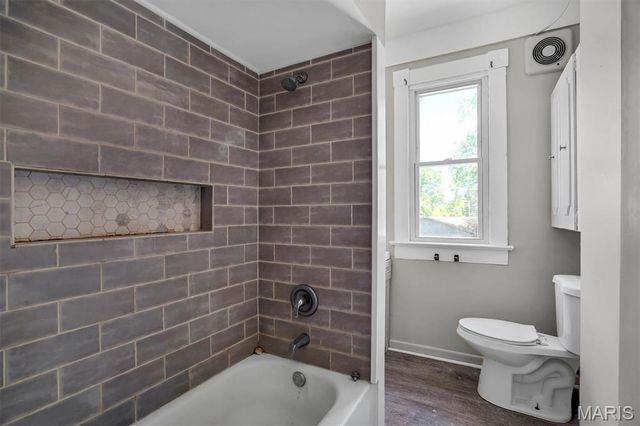 7513 W Main Street, Belleville, IL 62223