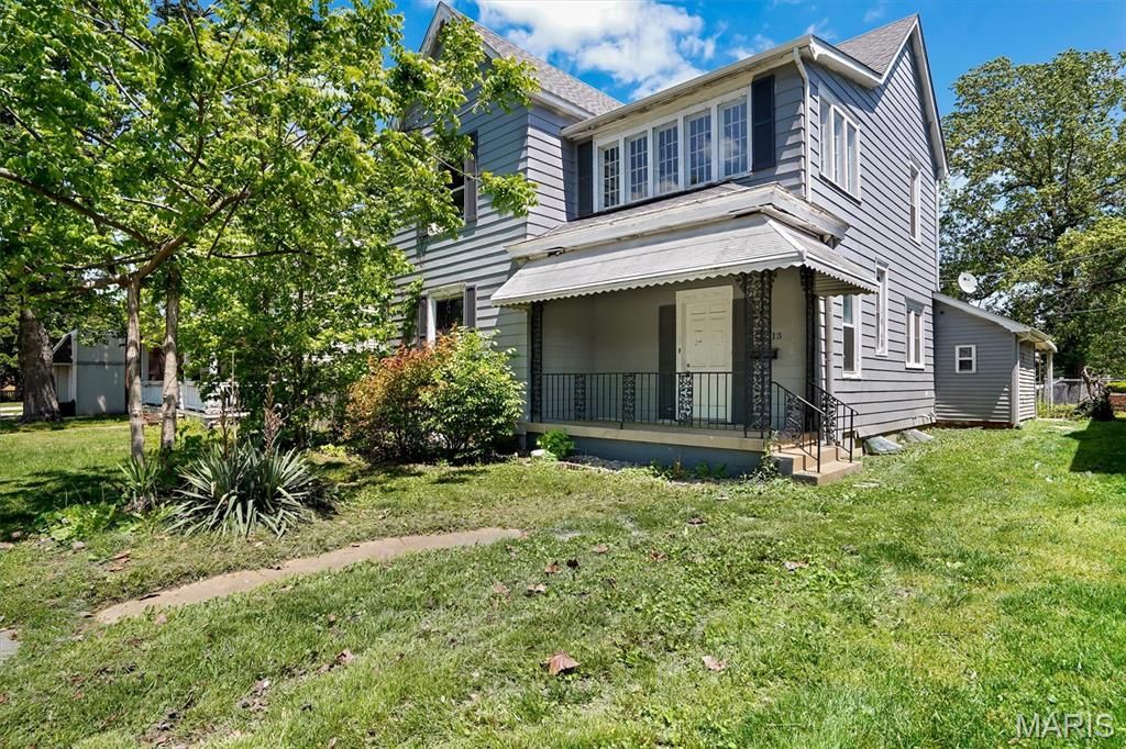 7513 W Main Street, Belleville, IL 62223