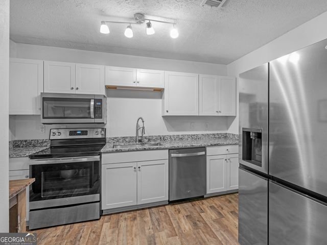 3790 Sweetbriar Circle, Lithia Springs, GA 30122