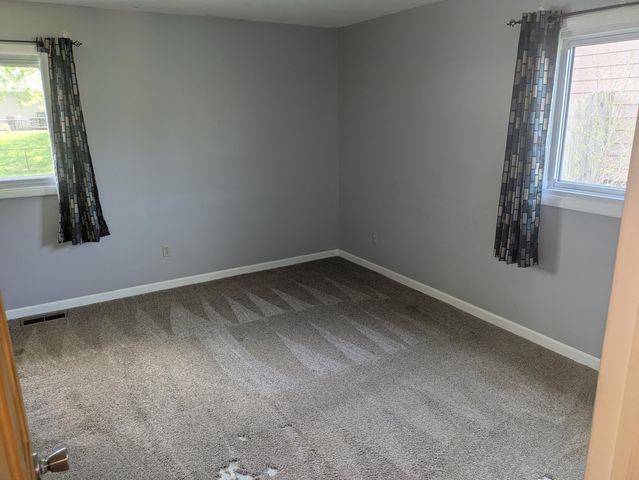 414 Salt Creek Parkway, Valparaiso, IN 46385