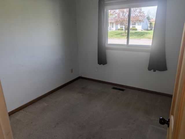 414 Salt Creek Parkway, Valparaiso, IN 46385
