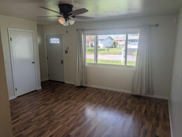 414 Salt Creek Parkway, Valparaiso, IN 46385