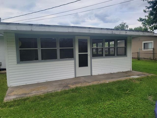 414 Salt Creek Parkway, Valparaiso, IN 46385