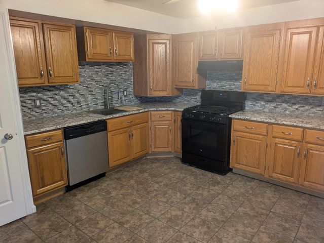 414 Salt Creek Parkway, Valparaiso, IN 46385
