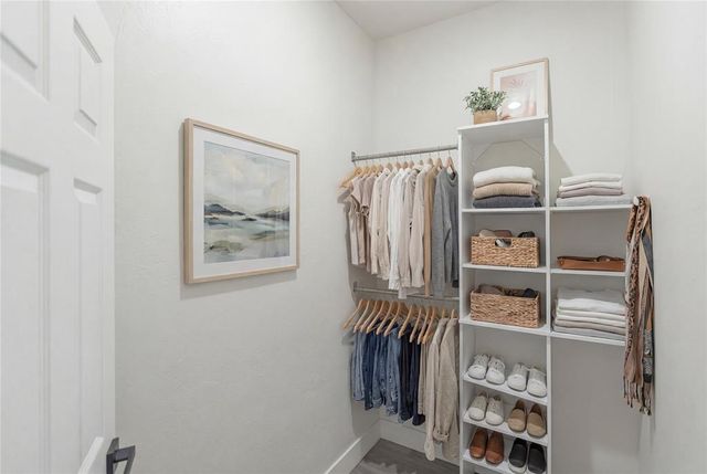 1208 W Logan Avenue, Guthrie, OK 73044