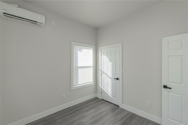 1208 W Logan Avenue, Guthrie, OK 73044