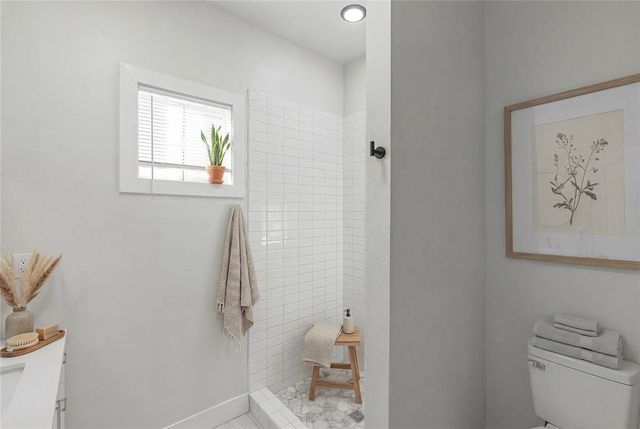 1208 W Logan Avenue, Guthrie, OK 73044