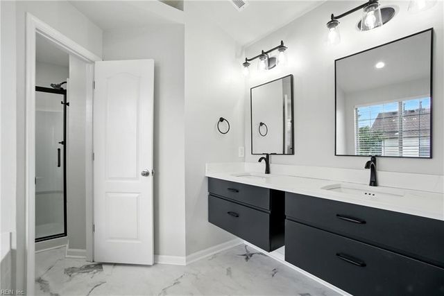 902 Summerfield CRES, Chesapeake, VA 23320